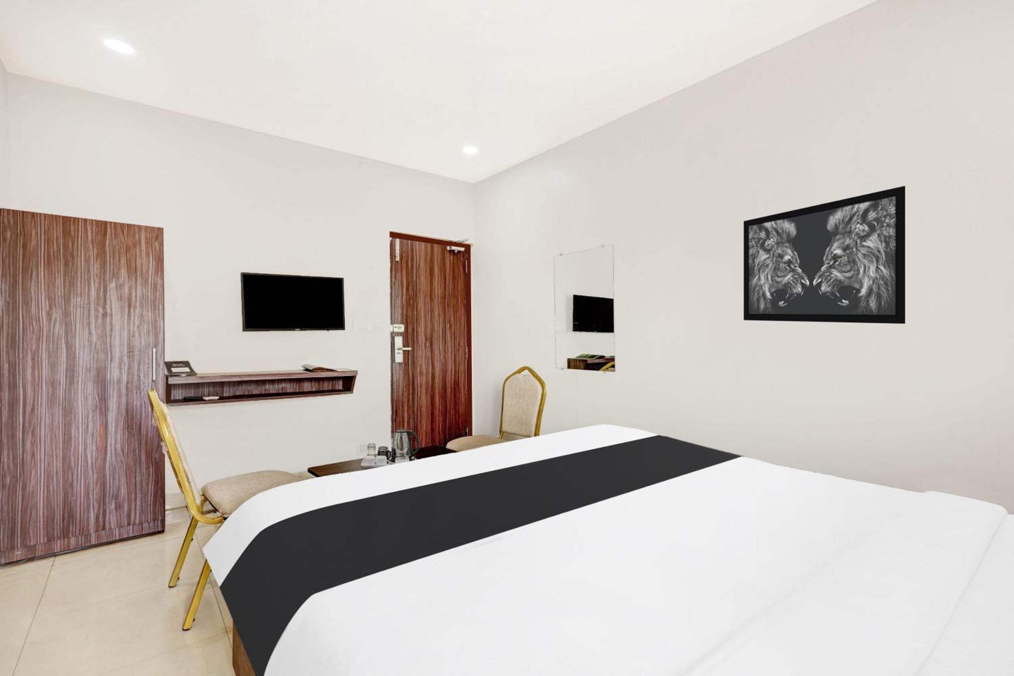 Super Collection O Dabagardens Near Beach Road Visakhapatnam Ngoại thất bức ảnh