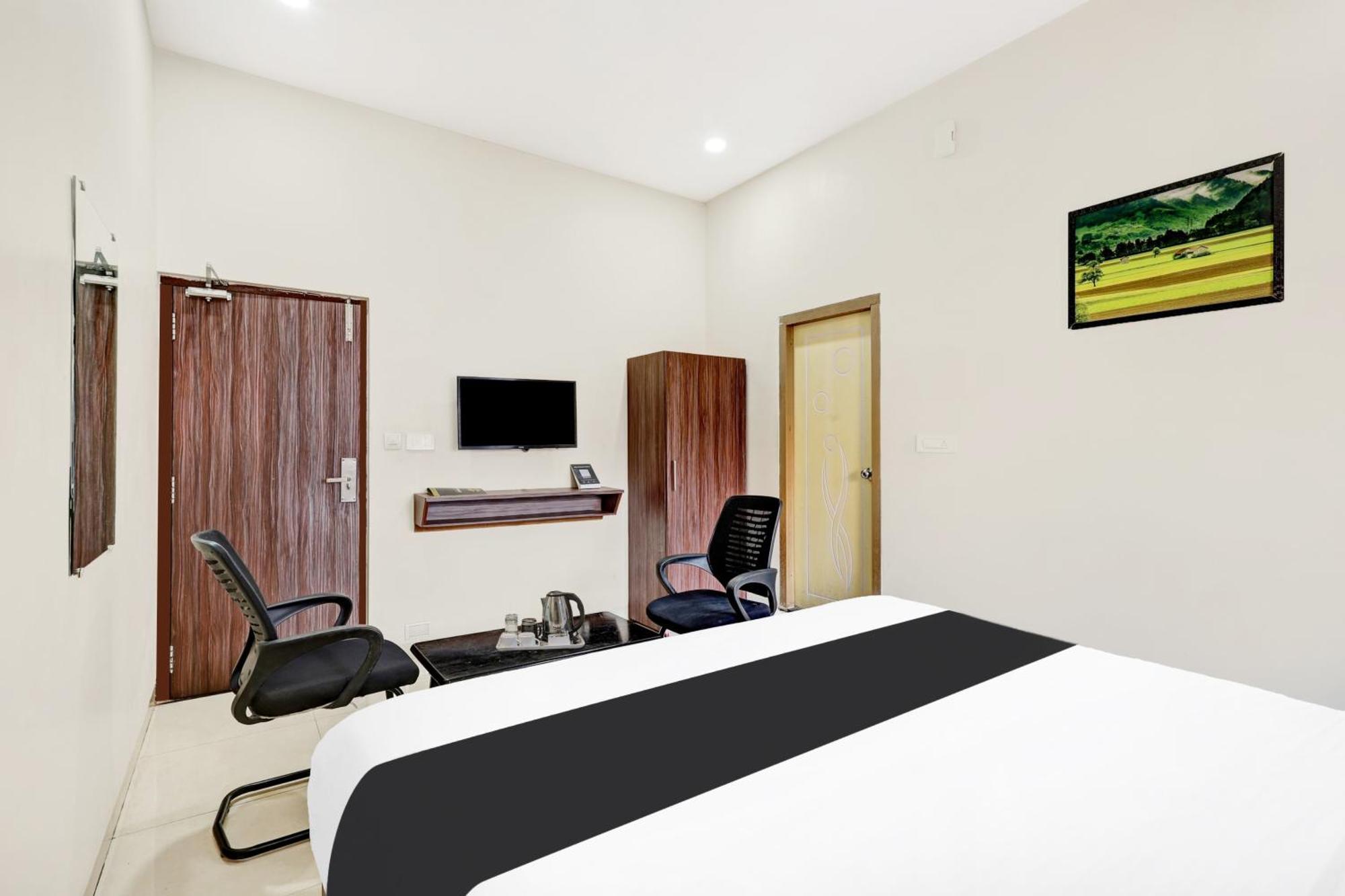 Super Collection O Dabagardens Near Beach Road Visakhapatnam Ngoại thất bức ảnh