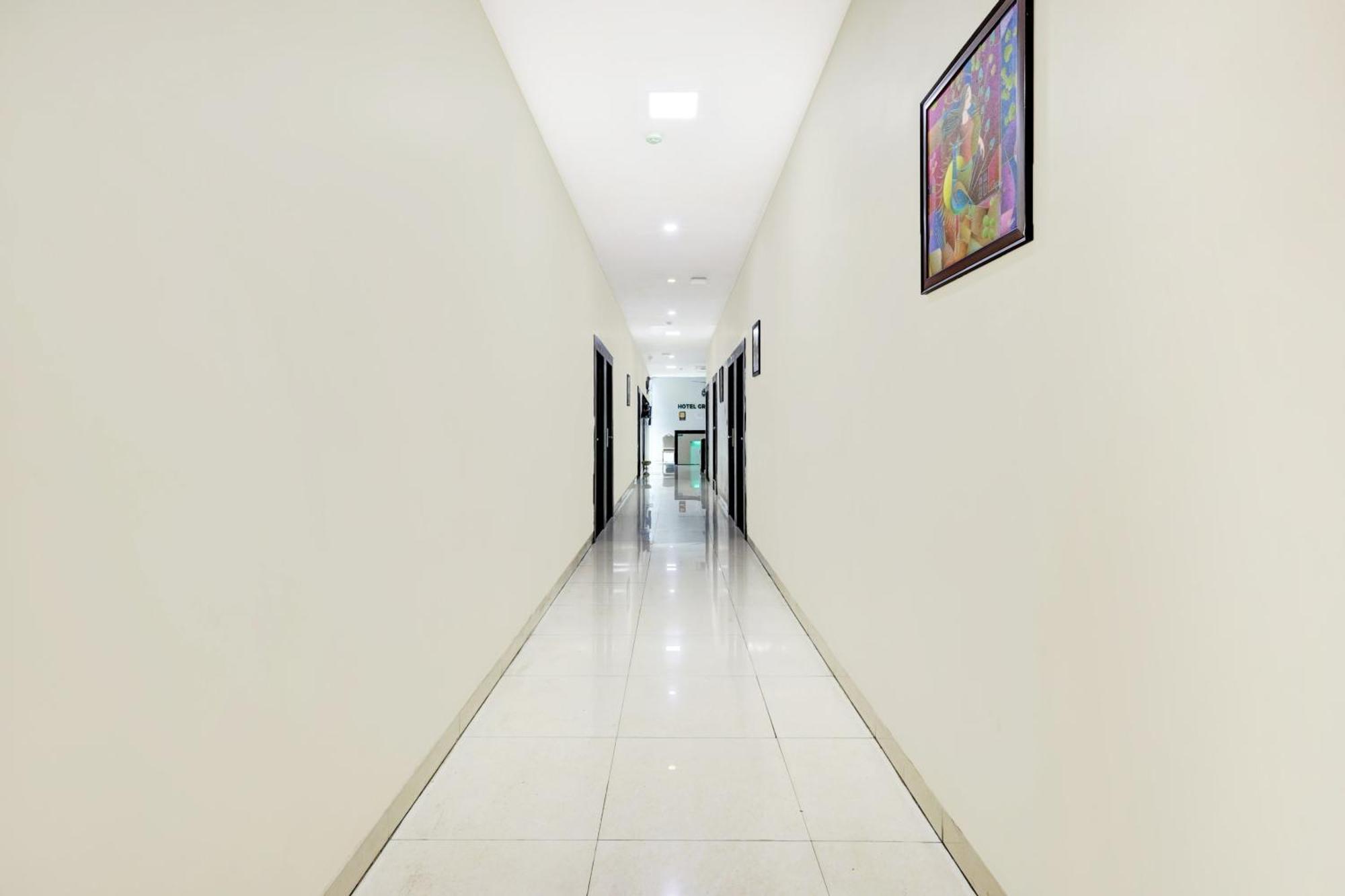 Super Collection O Dabagardens Near Beach Road Visakhapatnam Ngoại thất bức ảnh