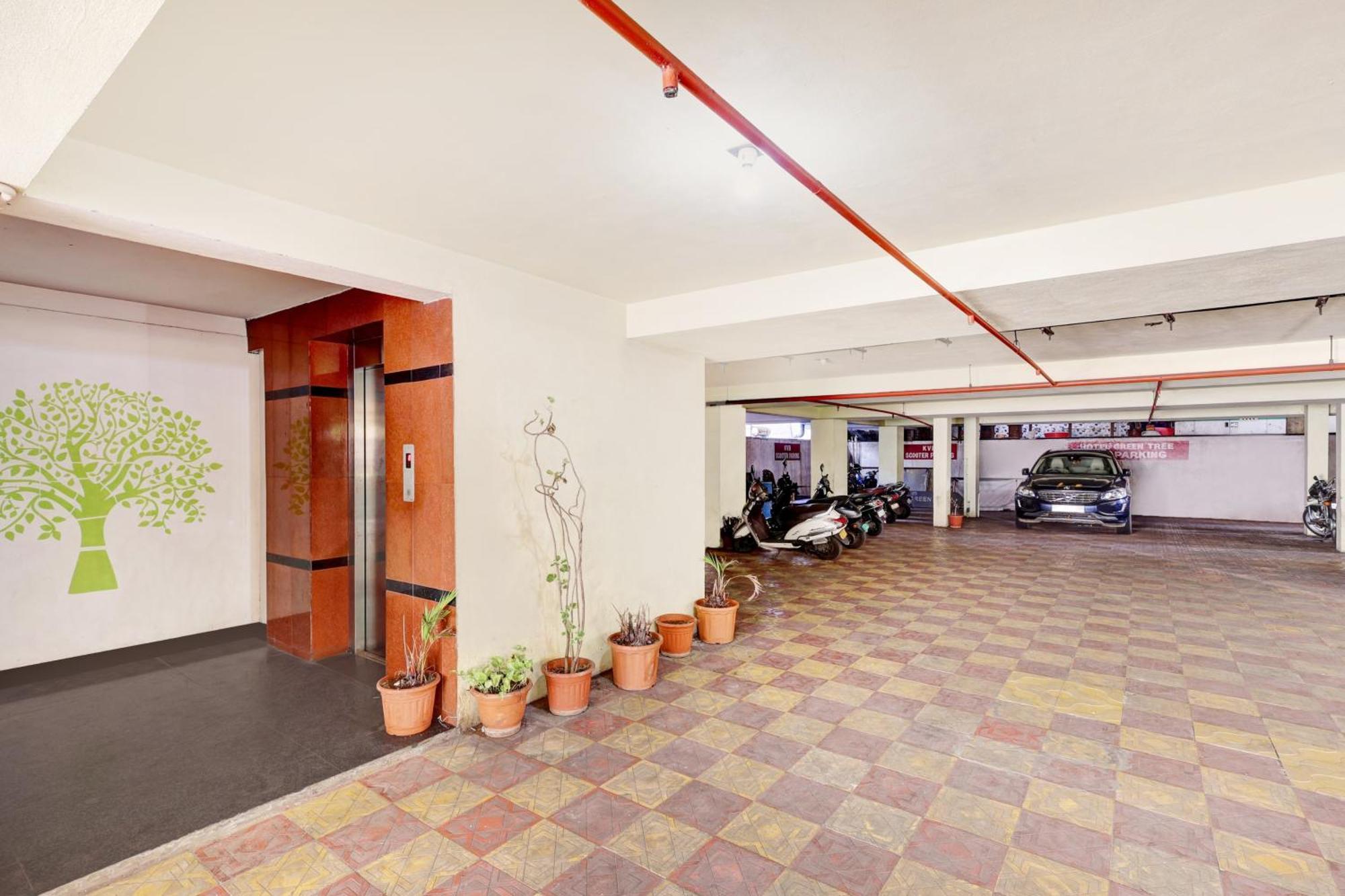Super Collection O Dabagardens Near Beach Road Visakhapatnam Ngoại thất bức ảnh