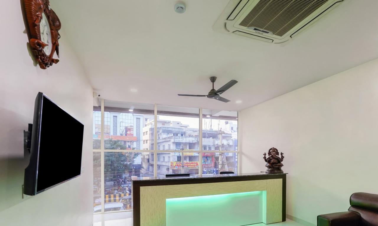 Super Collection O Dabagardens Near Beach Road Visakhapatnam Ngoại thất bức ảnh